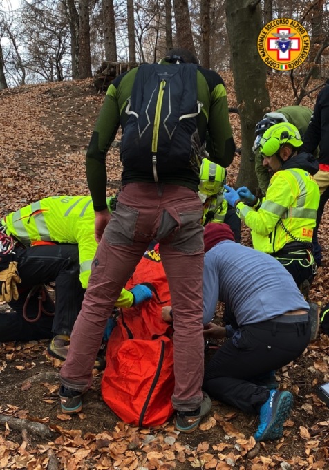 Ciclista salvato dal soccorso Alpino