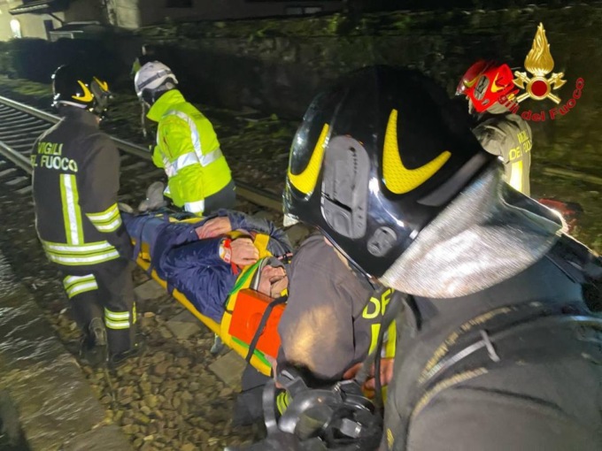 Treno fuori dai binari con diversi feriti nella galleria di Laveno Mombello: l’esercitazione dei vigili del fuoco