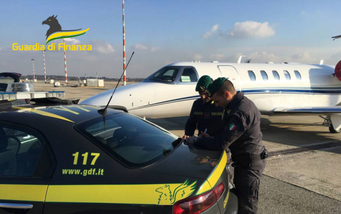 Voli con jet privati: omessi tre milioni di euro di versamenti