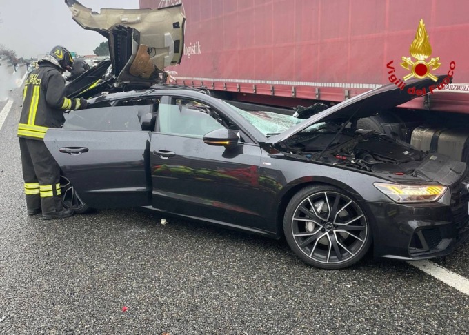 Grave incidente in A8: 55enne in fin di vita