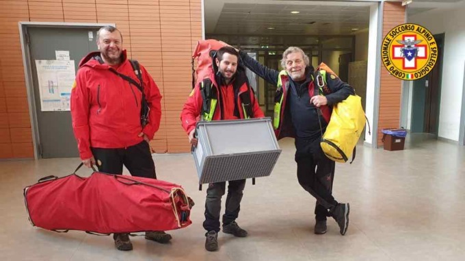 Operatori CNSAS a lezione al Falcone di Gallarate
