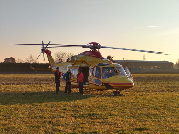 Tradate, elisoccorso in via Rosselli: deceduta 84enne