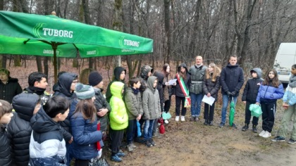 Tre anni di liberazione dal bosco della droga, il testimone ai più giovani
