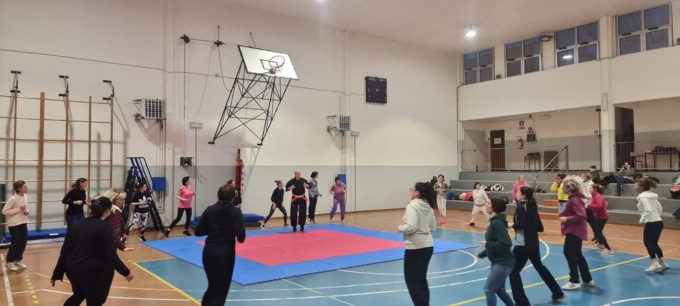 San Valentino regala un corso di difesa personale alle donne di Marnate