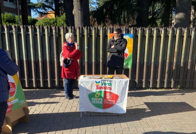 Regionali, Fratoianni e Alleanza Verdi-Sinistra a Saronno: “Non c’è più la medicina territoriale”