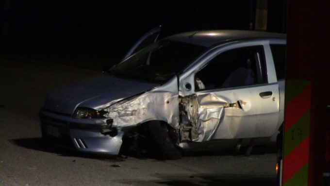 Schianto a Gorla, un uomo in ospedale in codice giallo