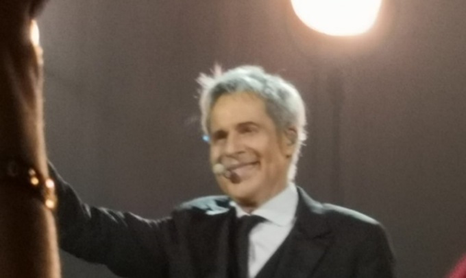 Claudio Baglioni incanta il Teatro Sociale di Busto Arsizio