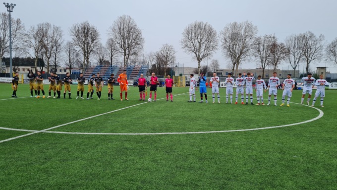 La Caronnese apre al calcio femminile