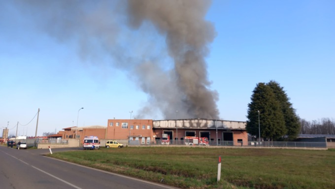 Incendio di Turate: revocate le misure precauzionali