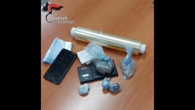 Tre spacciatori arrestati nel Parco delle Groane