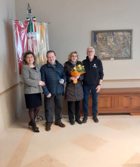 Gerenzano, omaggiati gli storici tabaccai che vanno in pensione