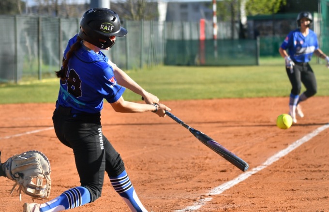 La Inox Team Saronno Softball parte subito bene: Collecchio sconfitto in ambedue le partite
