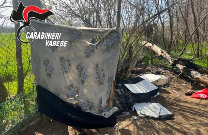 Controlli nei boschi: trovati giacigli e bivacchi degli spacciatori