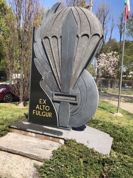 monumento parà saronno imbrattato