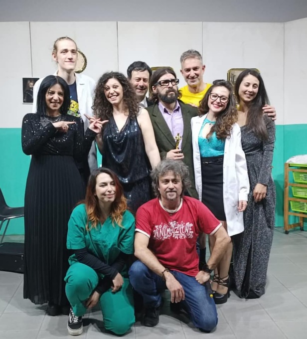 Cislago, “Tutti pazzi per davvero” in auditorium
