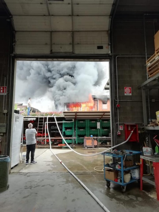 Allacci abusivi del gas in un’autofficina: a maggio era andata a fuoco