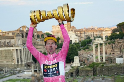 GIRO D’ITALIA – Un superlativo Primož Roglič trionfa a Roma