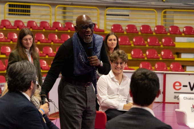 L’Uyba volley chiude la stagione ospitando lo scrittore Chris Gardner