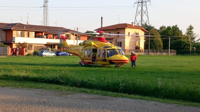 Paura a Marnate, 11enne investito da un’auto e portato in elisoccorso in ospedale