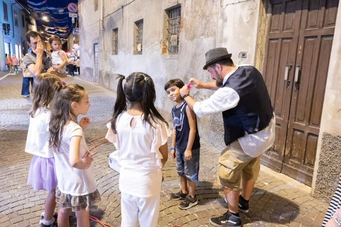 Marnate festeggia tutte le mamme attraverso la musica e la clowneria