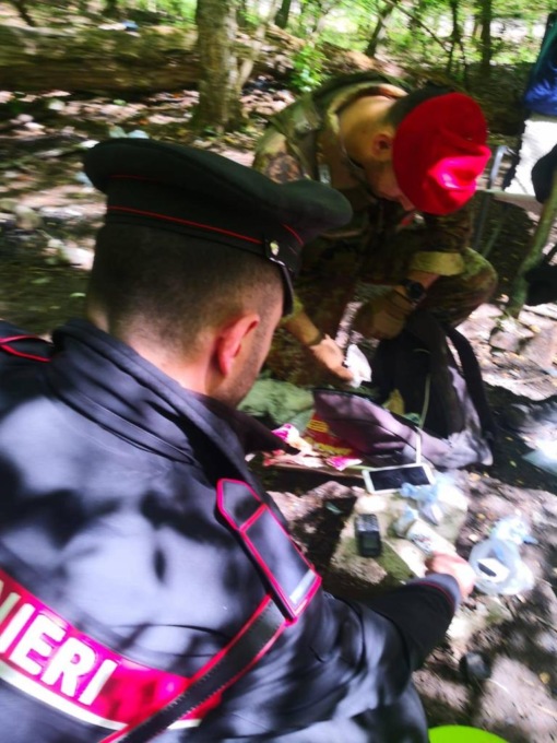 Spaccio nei boschi: impiego degli Squadroni Cacciatori dei Carabinieri