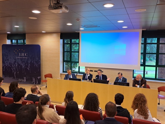 Il Presidente Fontana alla LIUC per Ryla 2023