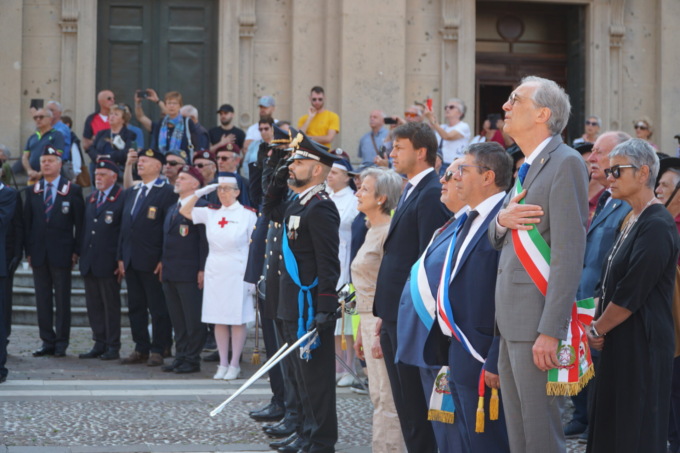 2 Giugno a Saronno, celebrazione in piazza con i “gemelli” francesi