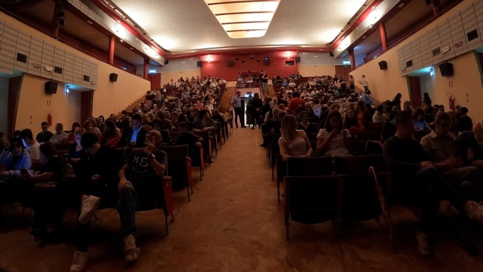oplà teatro spettacolo adolescenti