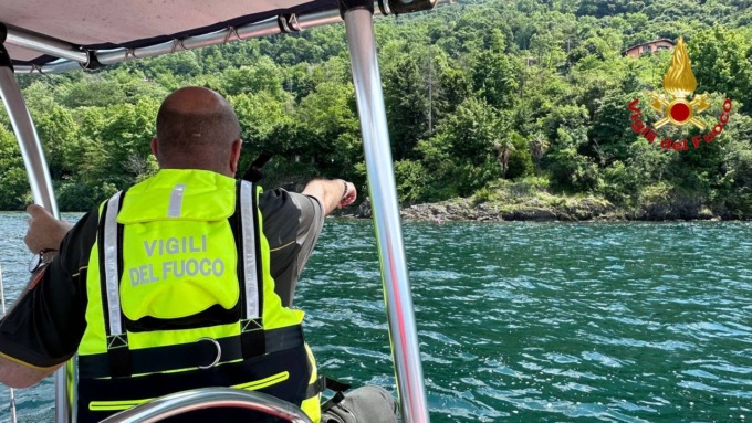 Trovato un corpo nelle acque di Castelveccana