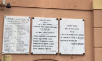 Lapidi storiche restaurate al cimitero di Morazzone grazie ad alpini e bersaglieri