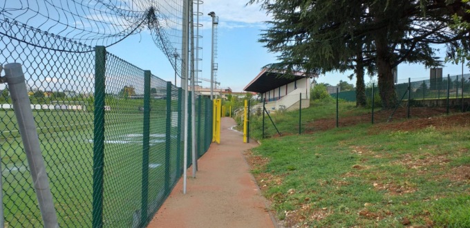 Costi più alti e tempi più lunghi per i lavori alle tribune