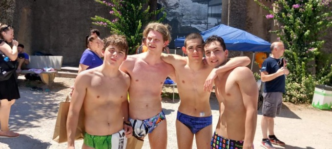 mioclub swimtheisland