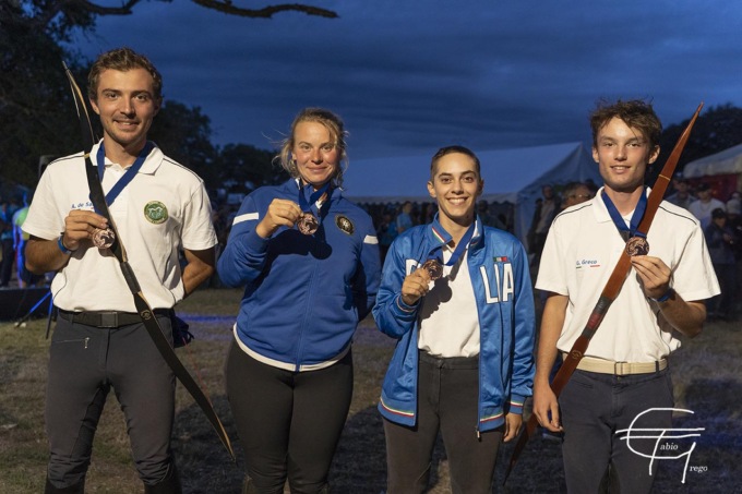 Tiro con l’arco a cavallo, gli azzurri vincono il bronzo