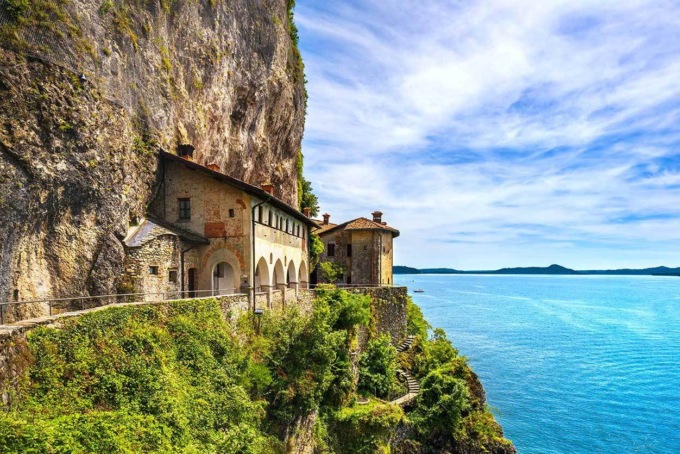 All’Eremo di Santa Caterina del Sasso la musica medievale celebra San Francesco