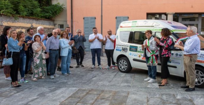 Consegnato il nuovo mezzo ai volontari dell’Auser