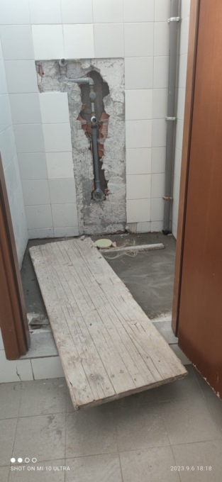 I lavori alle scuole De Amicis e Manzoni di Castellanza