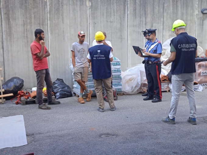 Carabinieri: controlli a tappeto nei cantieri edili