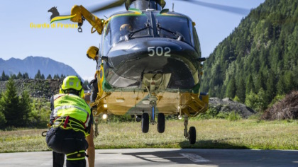 Trasporti e operazioni ad alto rischio in elicottero senza patente: licenze sospese e velivolo sequestrato