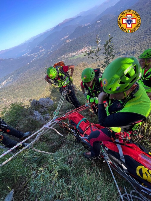 Esercitazioni e incontri sul territorio per il soccorso alpino di Varese