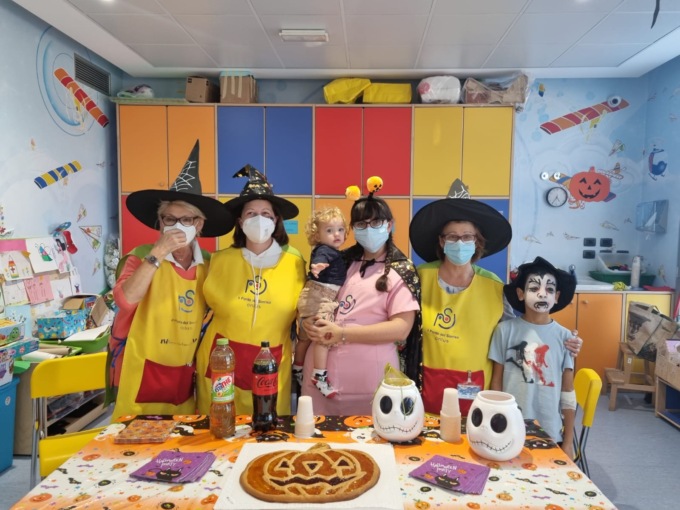 Festa in Pediatria per la “notte dei mostri” con il Ponte del Sorriso