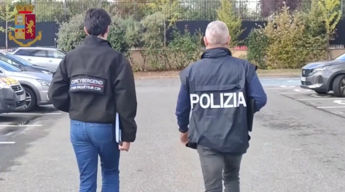 Operazione talpa: individuato uno degli hacker del gruppo “Ragnar Locker”