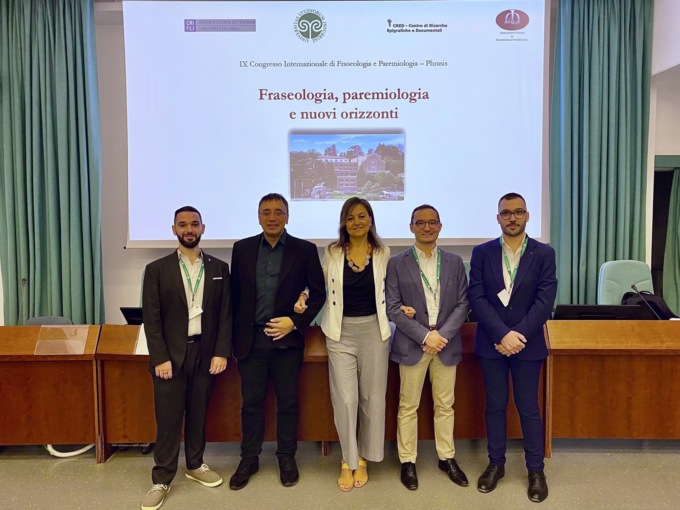Frasi fatte e proverbi congresso internazionale