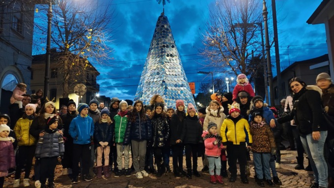 Dopo otto edizioni, si spegne l’Albero del Riuso di Abbiate
