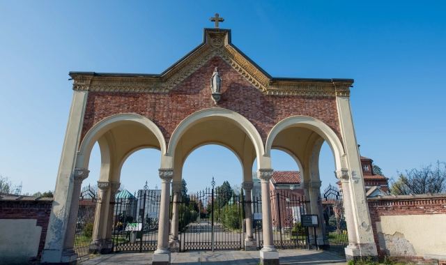 Cimitero chiuso per tre giorni per le operazioni di estumulazione