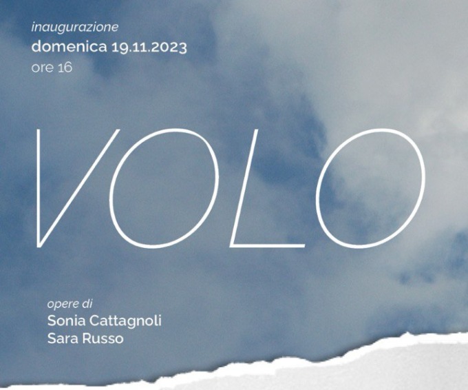 Scarpe rosse presenta la mostra “Il volo”