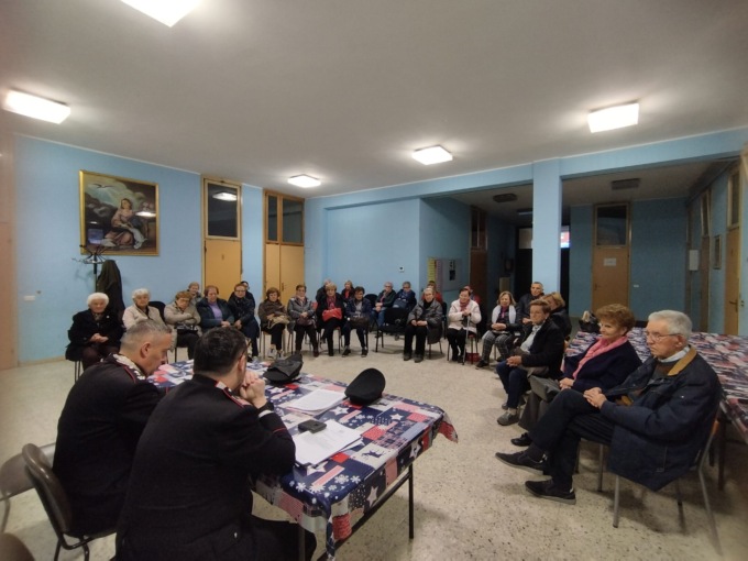 Al centro anziani una lezione speciale per difendersi dai truffatori