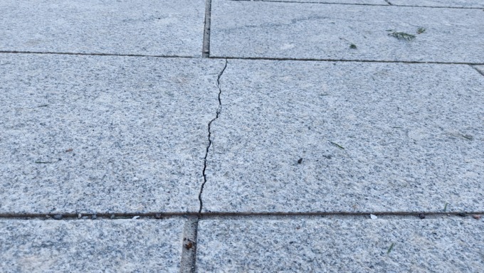 Già le prime crepe lungo il nuovo corso Bernacchi