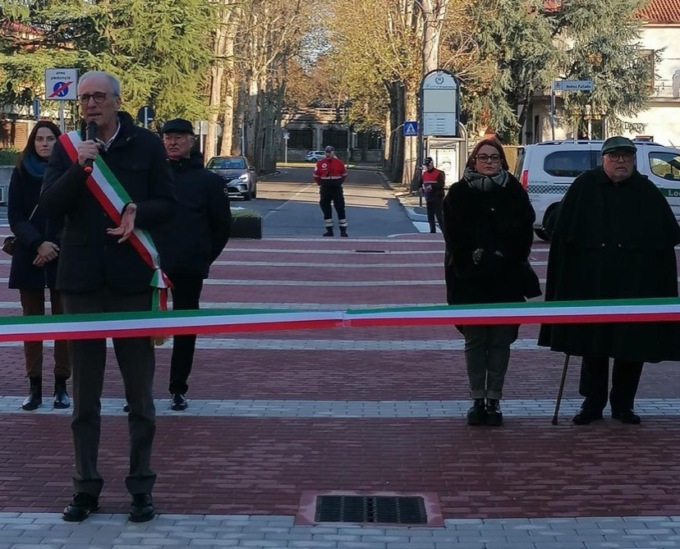Inaugurata la nuova piazza Amendola a Saronno