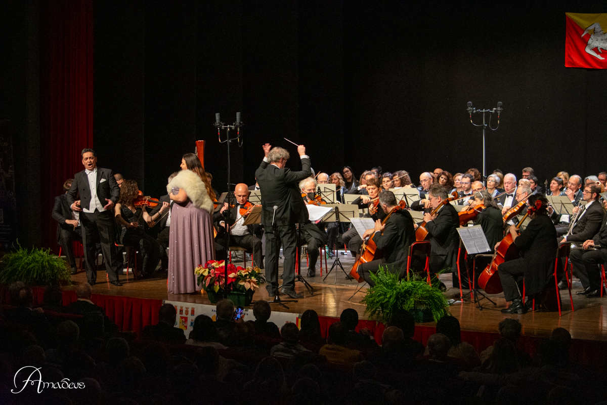 Coro e Orchestra Sinfonica Amadeus al XII Concerto dell'Epifania-2