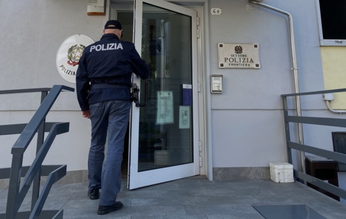 Spaccio nei boschi a Luino: arrestati quattro pusher